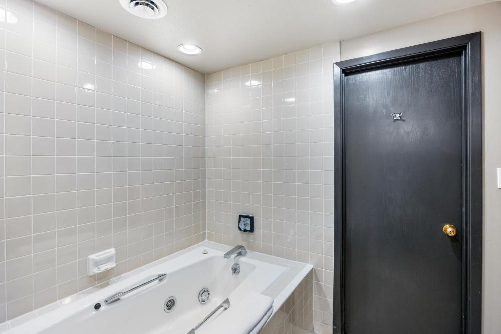 King Room - Disability Access interior
